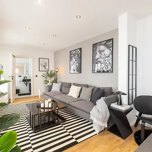 Big Loft *reeperbahn*harbor*schanze*city Apartment Hamburg